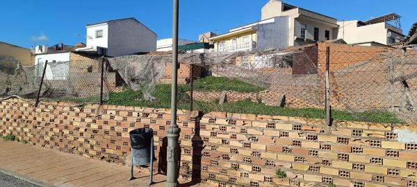 Terreno en calle Cerrajeros, 64