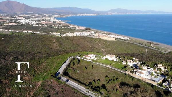 Terreno en calle Tubalitas