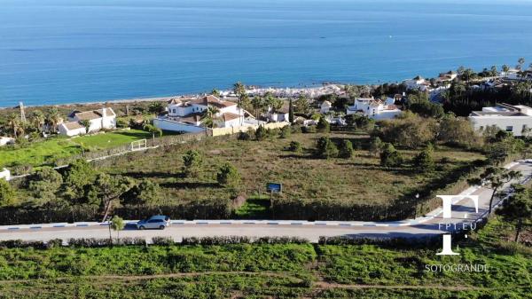 Terreno en calle Tubalitas