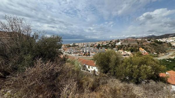 Terreno en calle Castilla