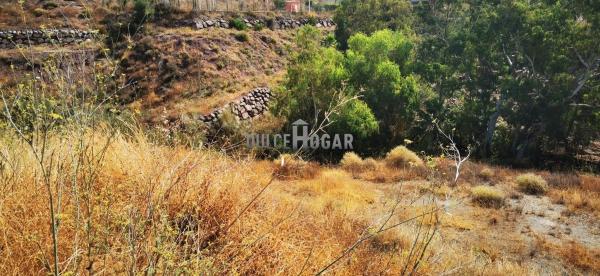 Terreno en Barrio Jarazmín