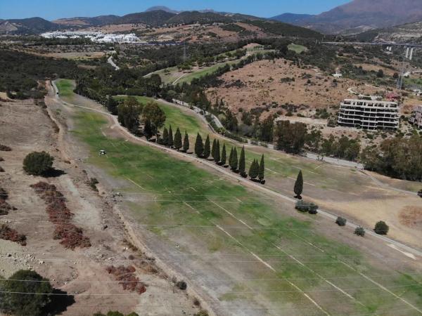 Terreno en avenida del Arte