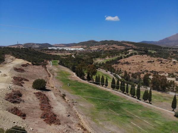 Terreno en avenida del Arte