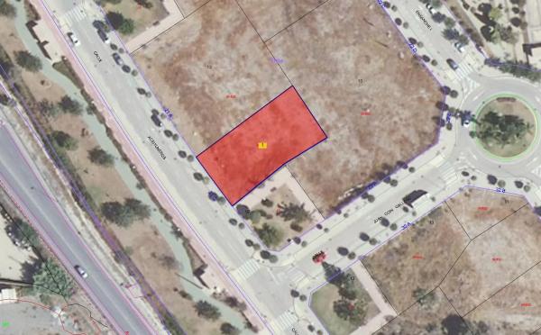 Terreno en Urbanizacion Ensanche i