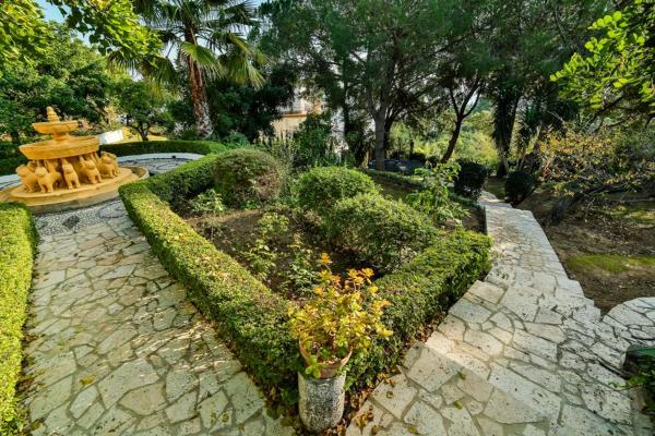 Terreno en avenida los Pinos s/n