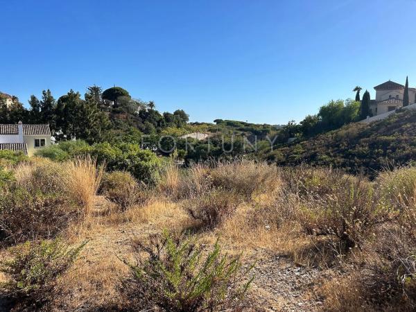 Terreno en avenida de las Cumbres