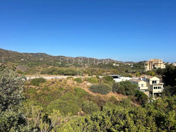 Terreno en avenida de las Cumbres