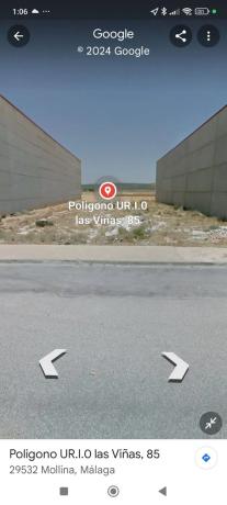 Terreno en calle Moscatel, 85