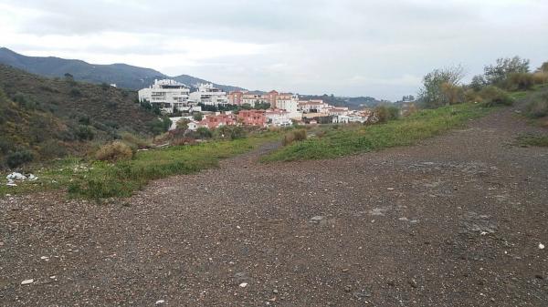 Terreno en calle Estados Unidos