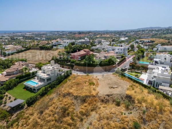 Terreno en Barrio Los Naranjos