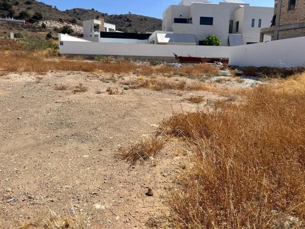 Terreno en calle Paris, 1