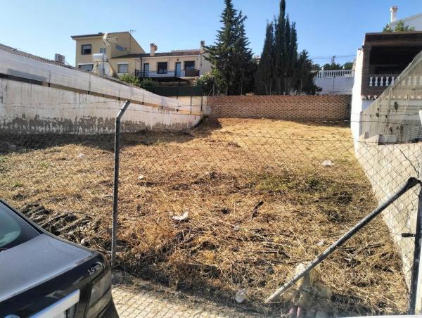 Terreno en calle Velázquez