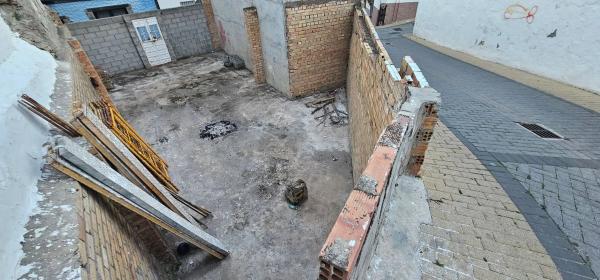 Terreno en calle Fabrica
