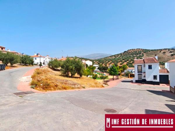 Terreno en calle Haza del Olivo, 1