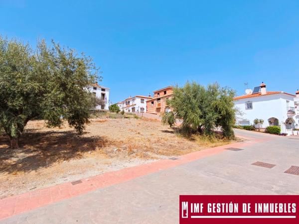 Terreno en calle Haza del Olivo, 13