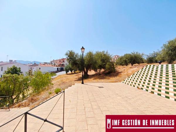 Terreno en calle Haza del Olivo, 13