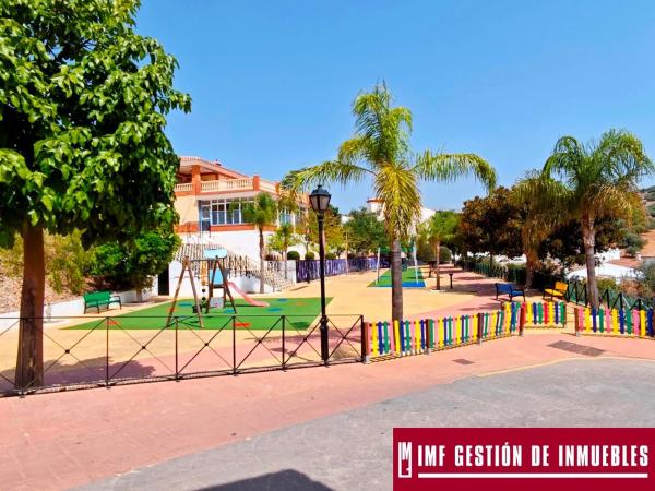 Terreno en calle Haza del Olivo, 13