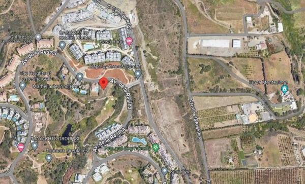 Terreno en avenida de la Resina