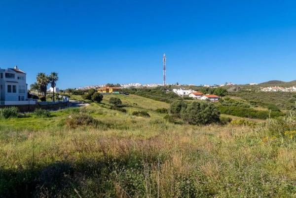 Terreno en calle Granate el