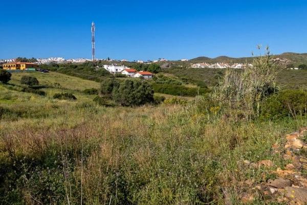 Terreno en calle Granate el