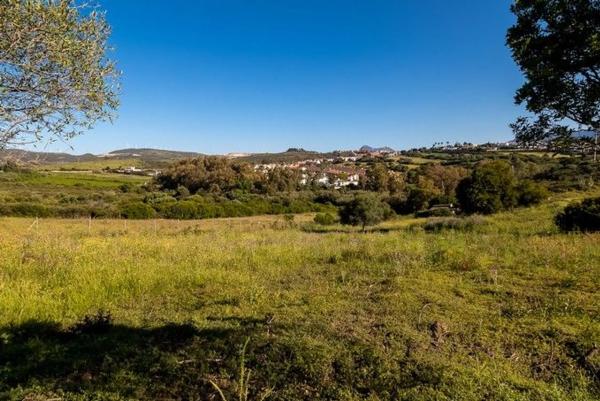 Terreno en calle Granate el