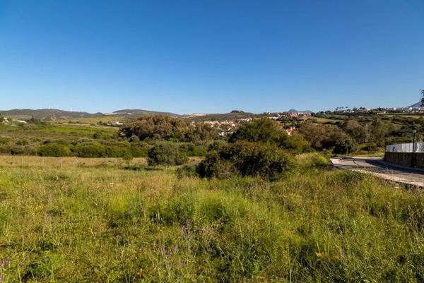 Terreno en calle Granate el