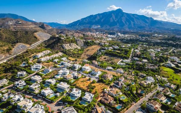 Terreno en Barrio Los Naranjos