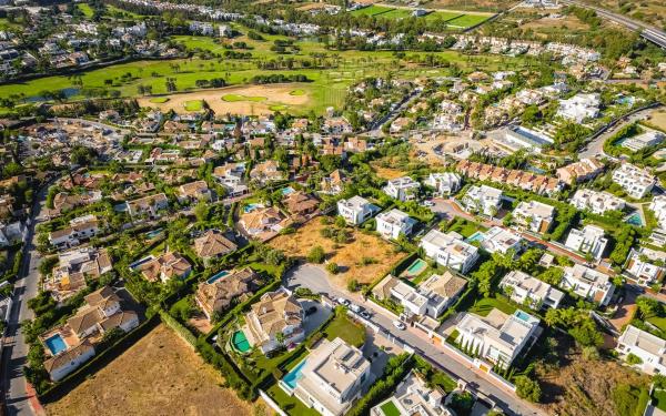 Terreno en Barrio Los Naranjos