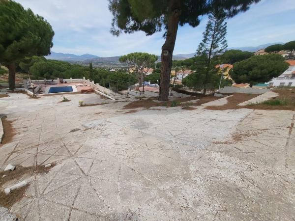 Terreno en calle Mago Santhai