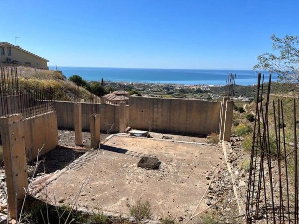 Terreno en calle Mirlo s/n