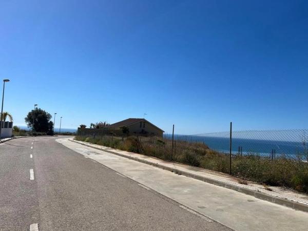 Terreno en calle Mirlo s/n