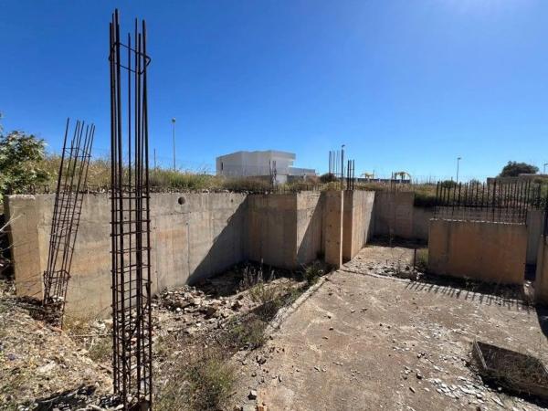 Terreno en calle Mirlo s/n