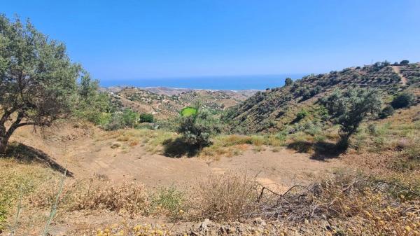 Terreno en Sayalonga