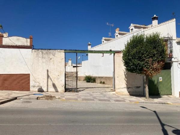 Terreno en calle de Granada, 85