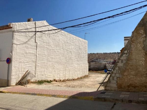Terreno en calle de Granada, 85