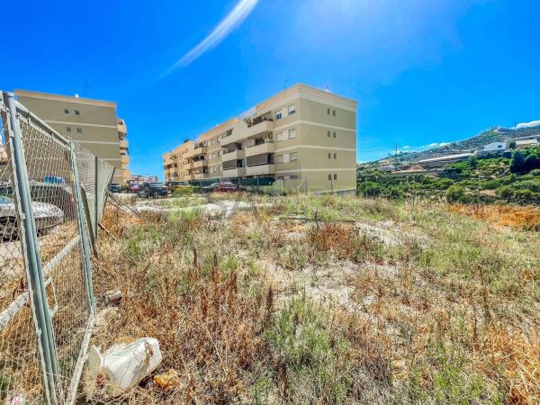 Terreno en calle Mirador de la Dehesa