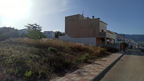 Terreno en calle Diego de Velazquez