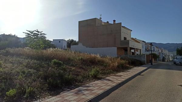 Terreno en calle Diego de Velazquez