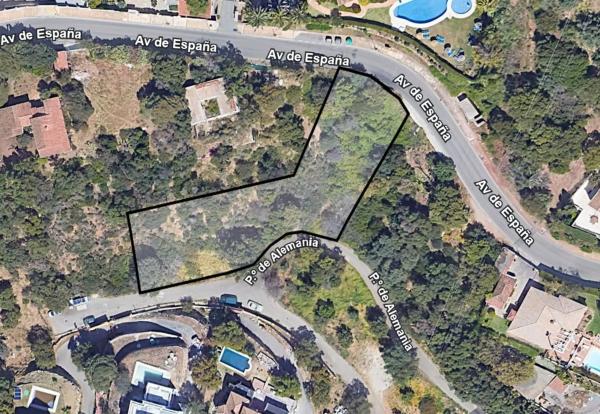 Terreno en paseo de Alemania