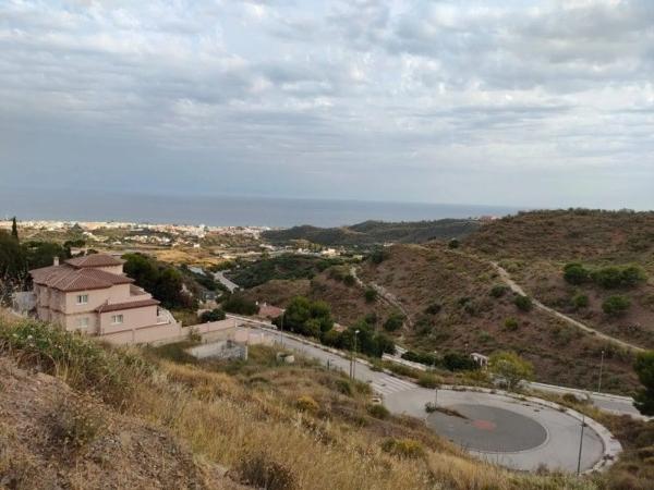 Terreno en calle Gorrión