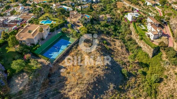 Terreno en calle Nogal