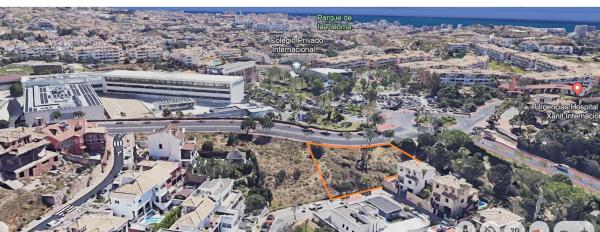 Terreno en avenida de los Argonautas, 17