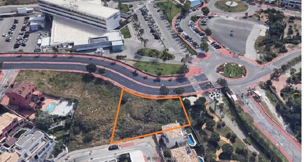 Terreno en avenida de los Argonautas, 17