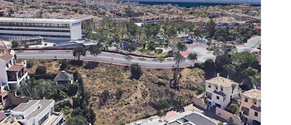 Terreno en avenida de los Argonautas, 17
