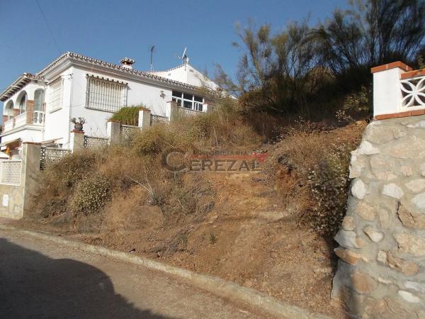 Terreno en Benajarafe