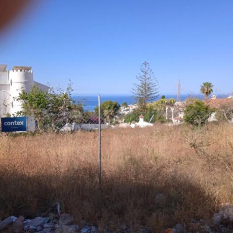 Terreno en urbanización Capistrano s/n