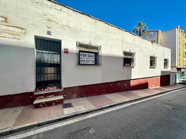 Terreno en calle Palangre s/n