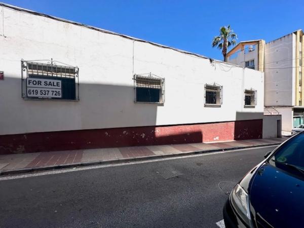 Terreno en calle Palangre s/n