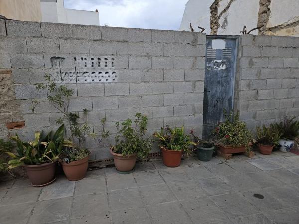 Terreno en calle Castillo s/n