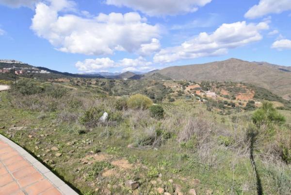 Terreno en calle Vicaria de Cala Golf